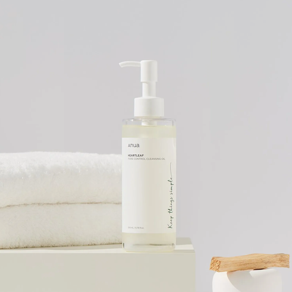 Anua Heartleaf Pore Control Cleansing Oil, available at LKR